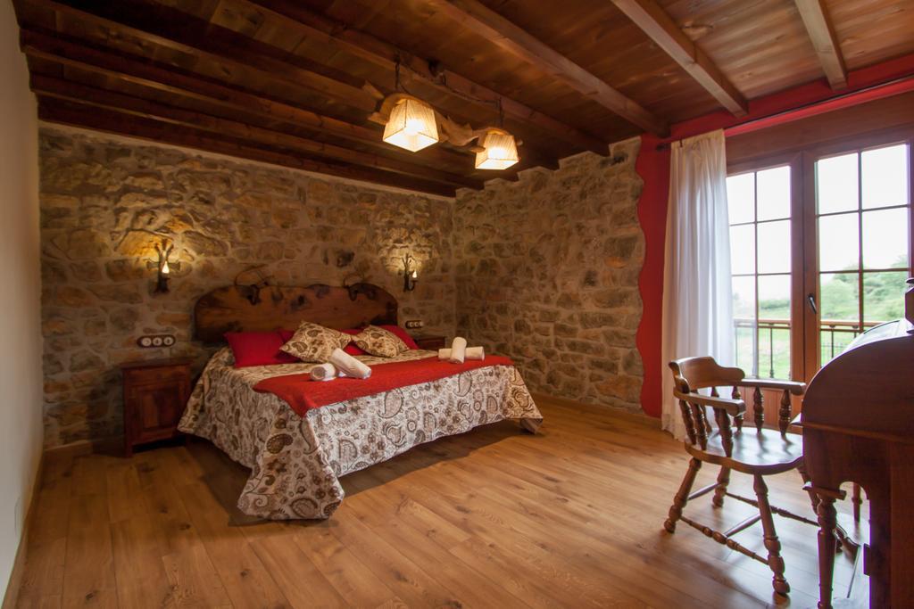 Hostal El Conventu Del Asturcon Lago  Exterior foto